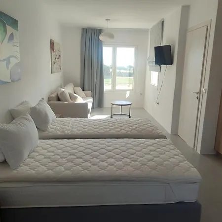 Paradise Kastraki Elena Villa *